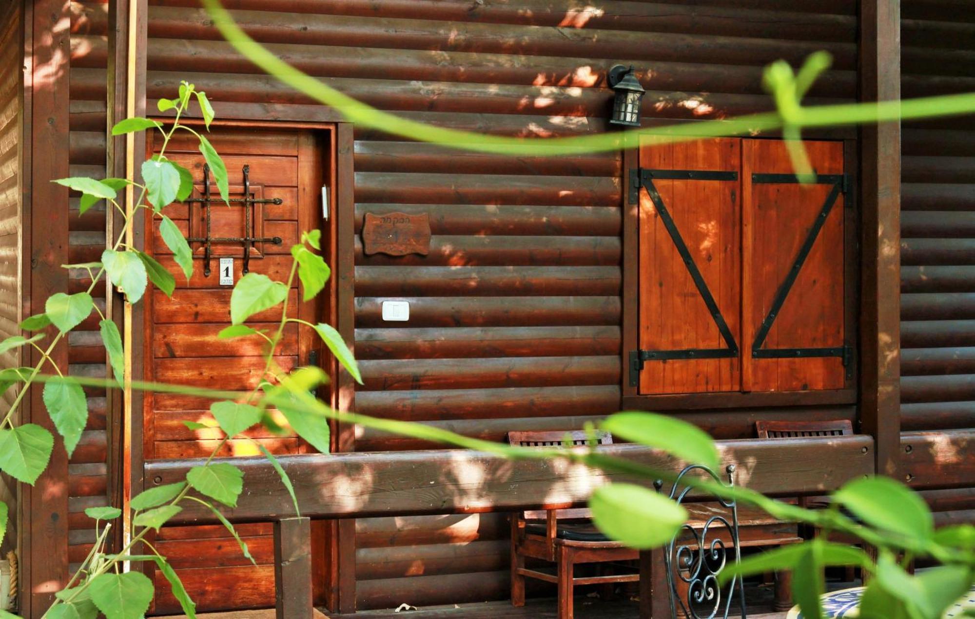 Cabin Resort モシャヴ・ラマト エクステリア 写真