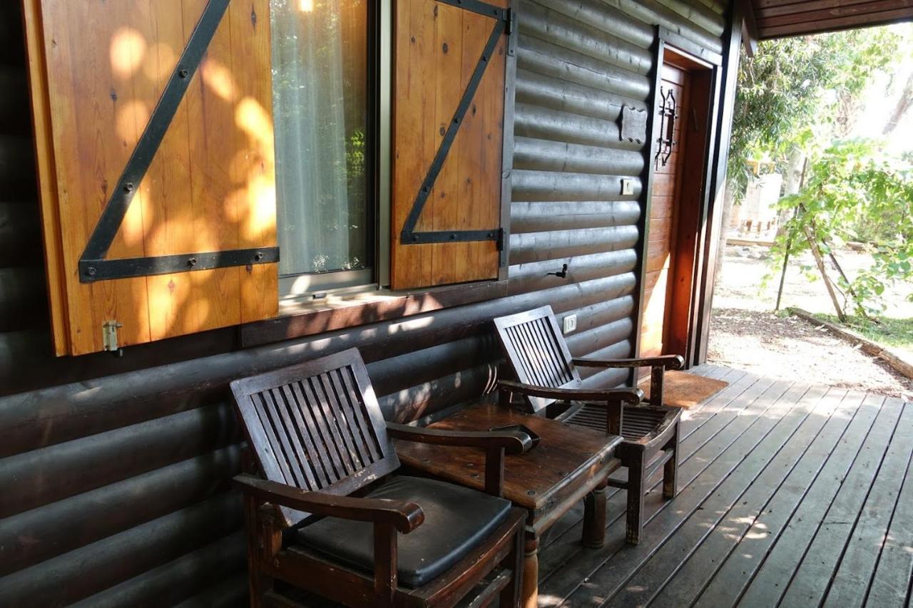 Cabin Resort モシャヴ・ラマト エクステリア 写真